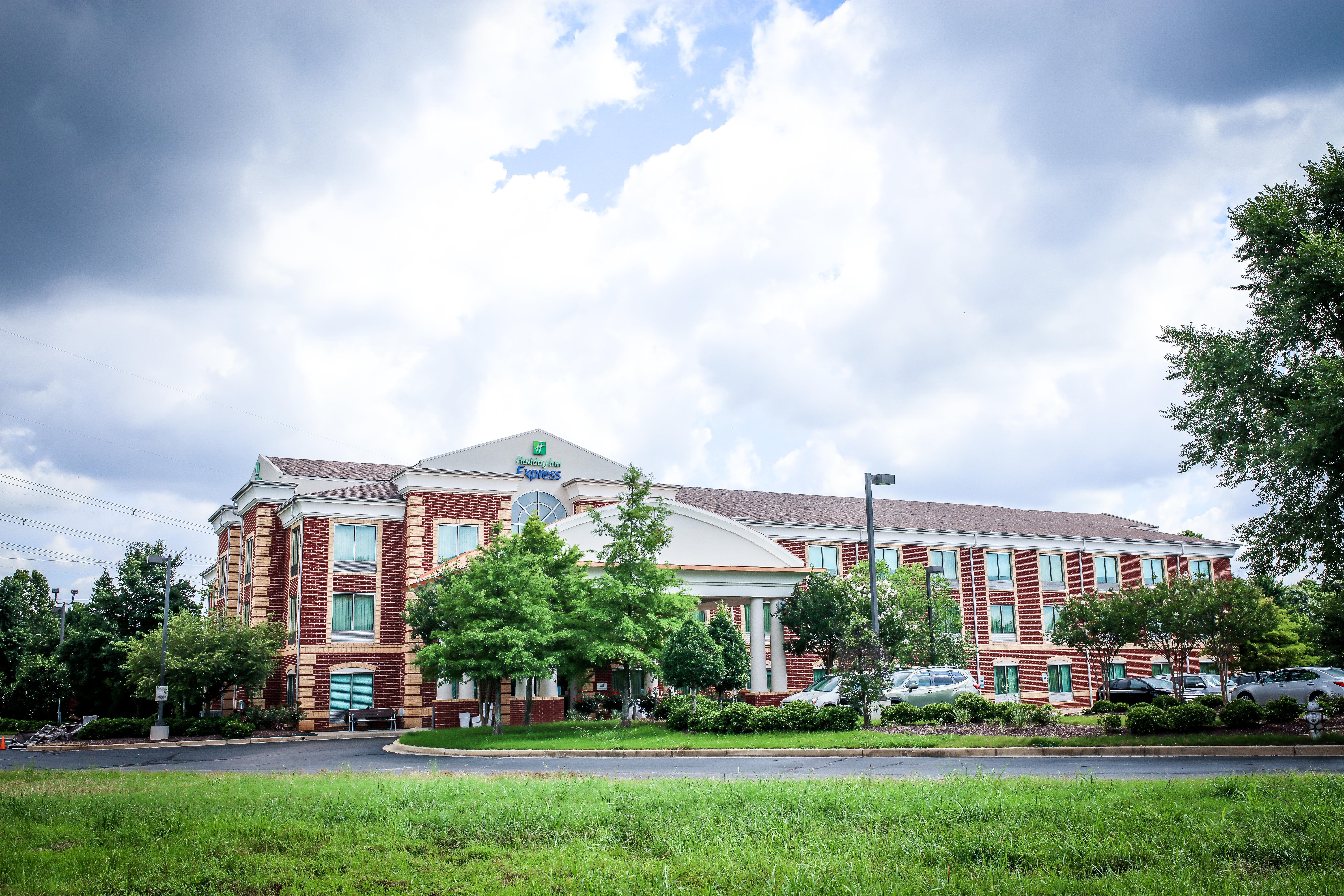 Holiday Express & Memphis/germantown By Ihg Hotel Germantown