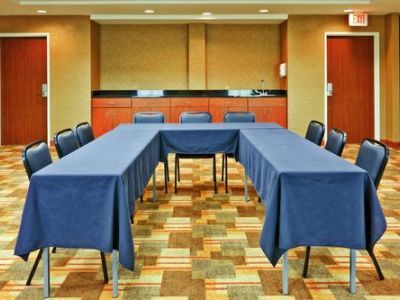 Holiday Express & Memphis/germantown By Ihg Hotel